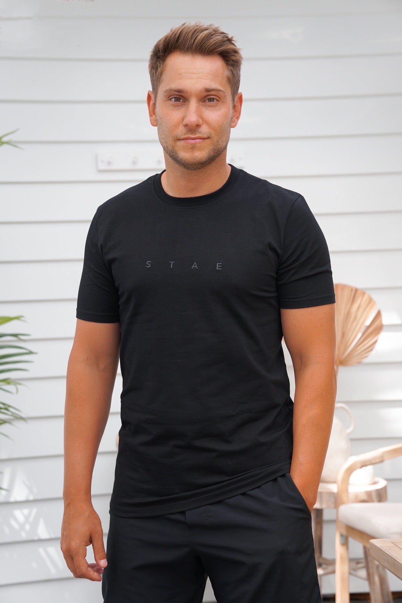 COLLECTIVE TEE - BLACK