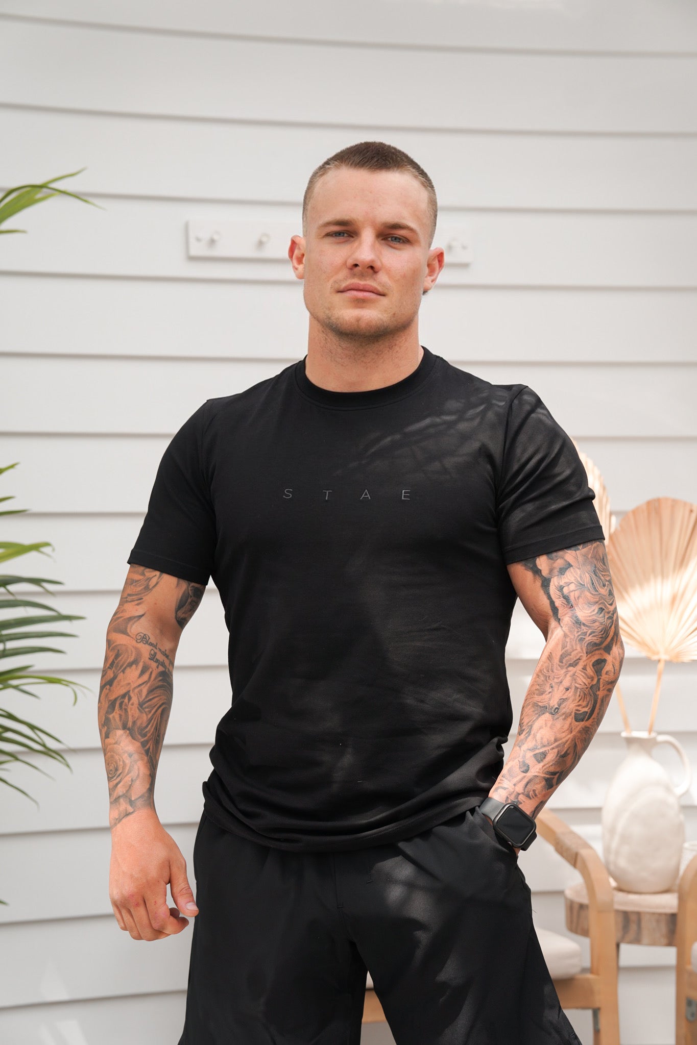 COLLECTIVE TEE - BLACK